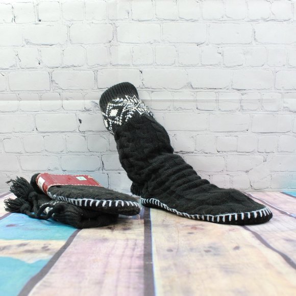 New Mukluks Black Knit Slippers Size L-XL 9 / 10 - Picture 2 of 6